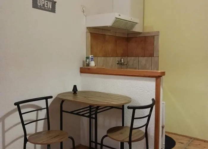 With Terrace Appartamento Vis